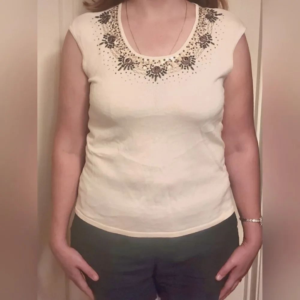 NWT Coldwater Creek L Cream SILK Blend Embroidered Beaded Slvless Knit Women Top